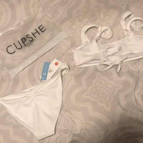 CUPSHE white bikini - Picture 2 of 2